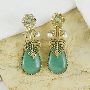 Eternal Bling Pearl leaf Hanging Earring