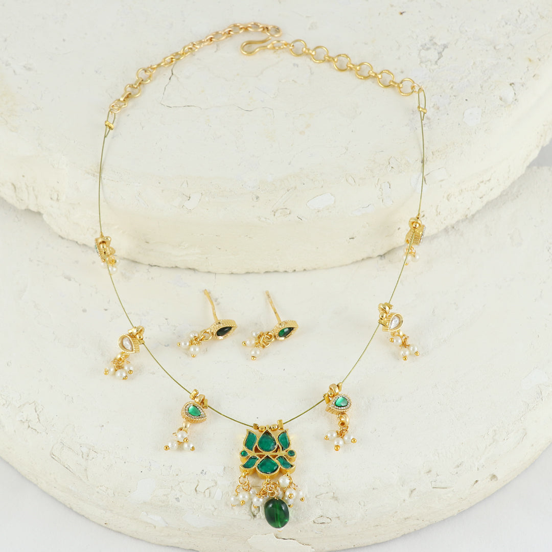 Eternal Bling Gold Traditional Necklace set