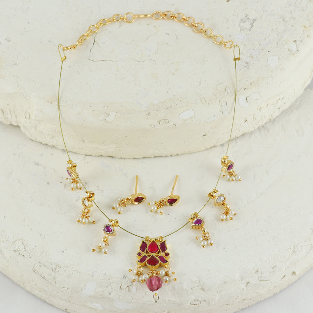 Eternal Bling Gold Traditional Necklace set