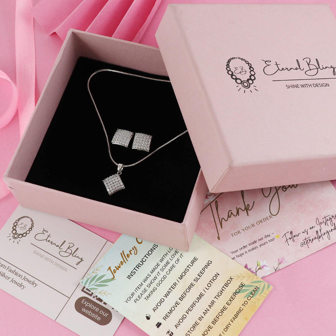 Eternal Bling AD Pendant set