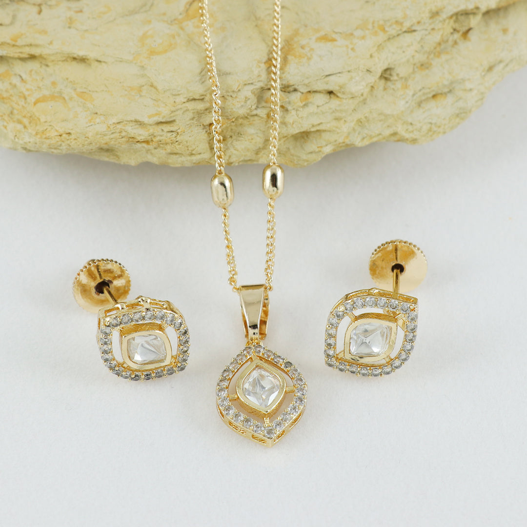 Eternal Bling Designer Polki pendant set